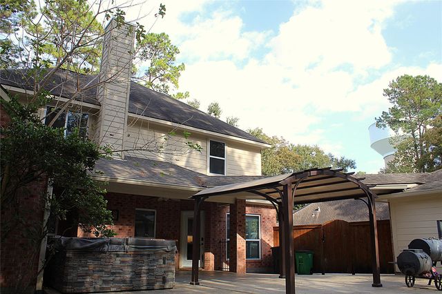 2239 Deer Cove Trail, Houston, TX 77339