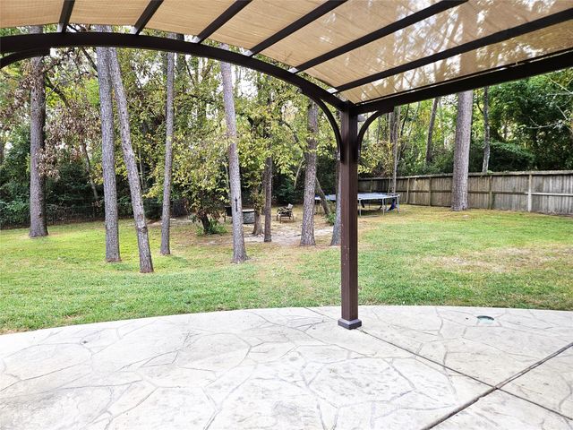 2239 Deer Cove Trail, Houston, TX 77339