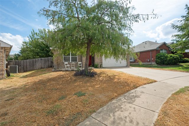 5908 Pacers Lane, Fort Worth, TX 76179