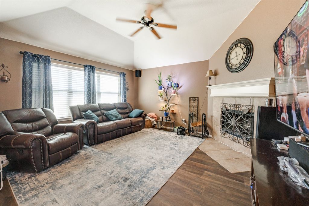 5908 Pacers Lane, Fort Worth, TX 76179 — photo 2