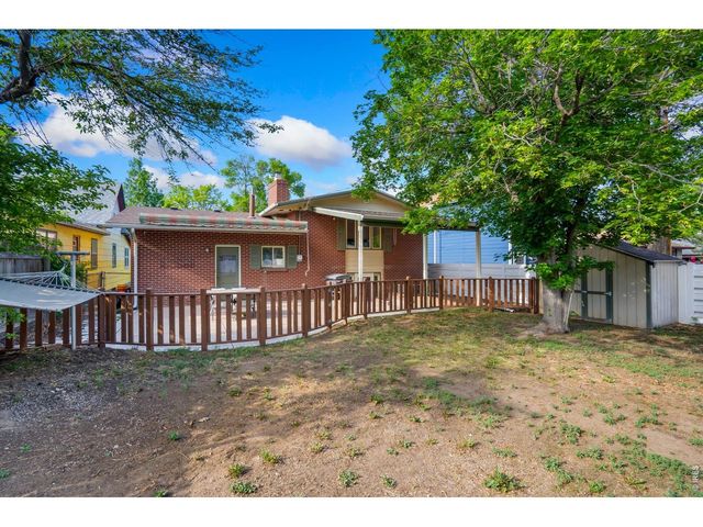 519 Locust St, Windsor, CO 80550