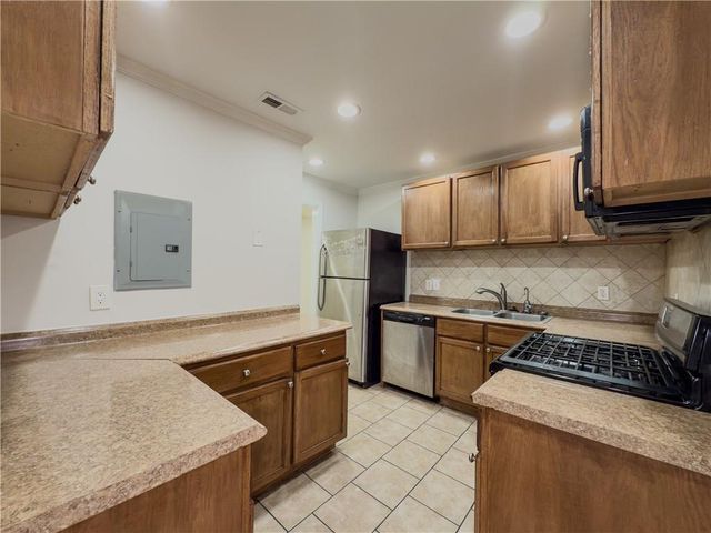 3301 Henderson Mill Road D3, Atlanta, GA 30341