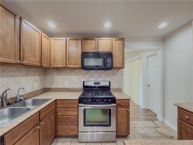 3301 Henderson Mill Road D3, Atlanta, GA 30341