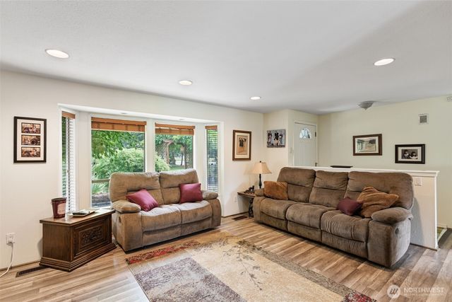 16239 Prairie Villa Street SW, Tenino, WA 98589
