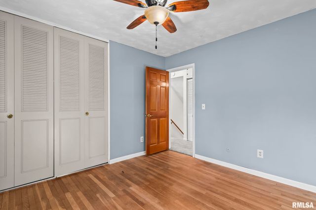 1386 VALLEY Drive, Springfield, IL 62702