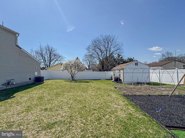 520 MARTINELLI AVE, Minotola, NJ 08341