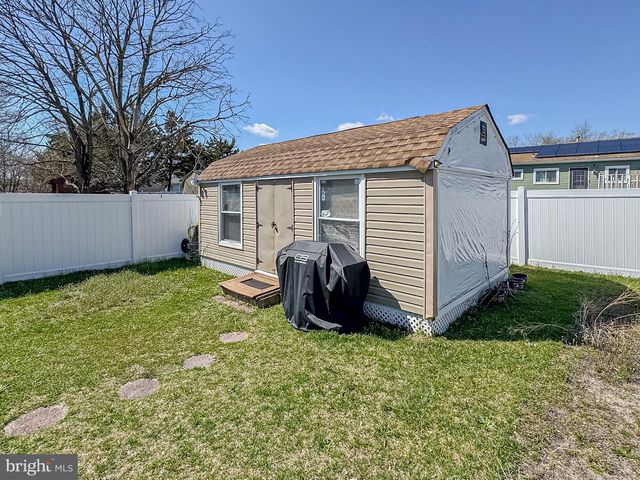 520 MARTINELLI AVE, Minotola, NJ 08341