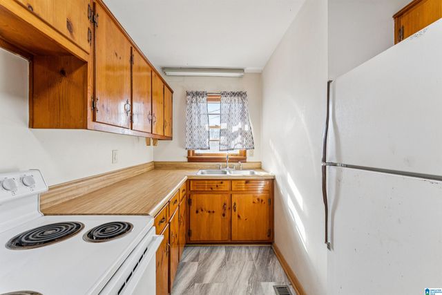 2417 PINE CONE CIRCLE, Tarrant, AL 35217