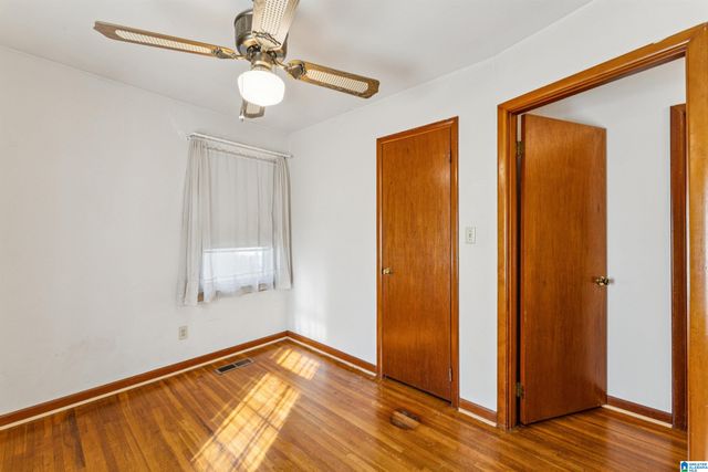 2417 PINE CONE CIRCLE, Tarrant, AL 35217