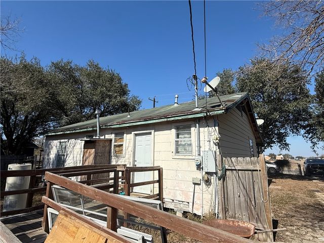1409 E Santa Gertrudis St, Kingsville, TX 78363