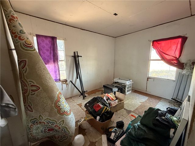 1409 E Santa Gertrudis St, Kingsville, TX 78363