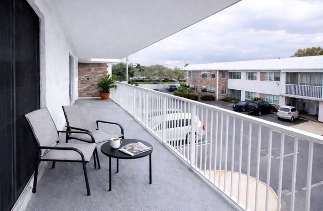 412 S Cypress Road 225, Pompano Beach, FL 33060