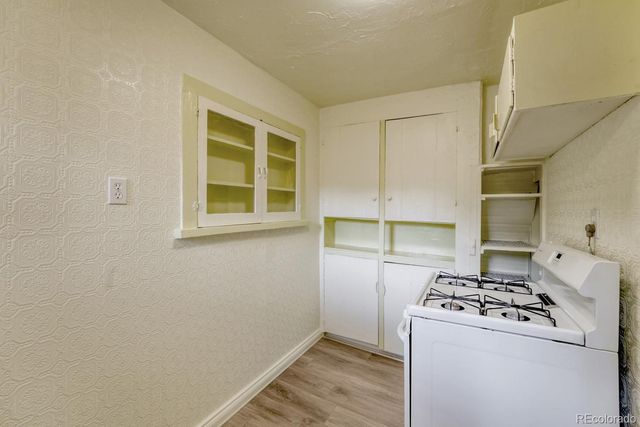 2313 W Bijou Street, Colorado Springs, CO 80904