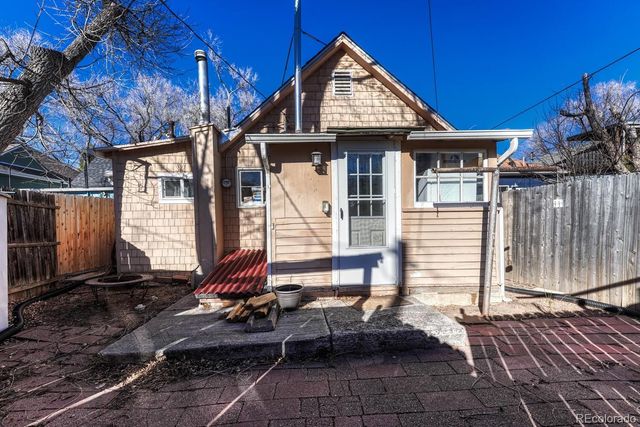 2313 W Bijou Street, Colorado Springs, CO 80904