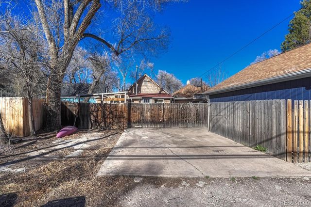 2313 W Bijou Street, Colorado Springs, CO 80904