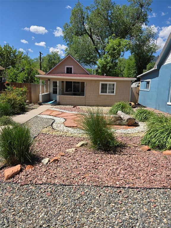 2313 W Bijou Street, Colorado Springs, CO 80904