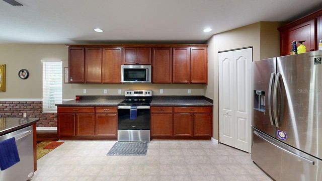 1758 DUNEDIN DRIVE, Tavares, FL 32778