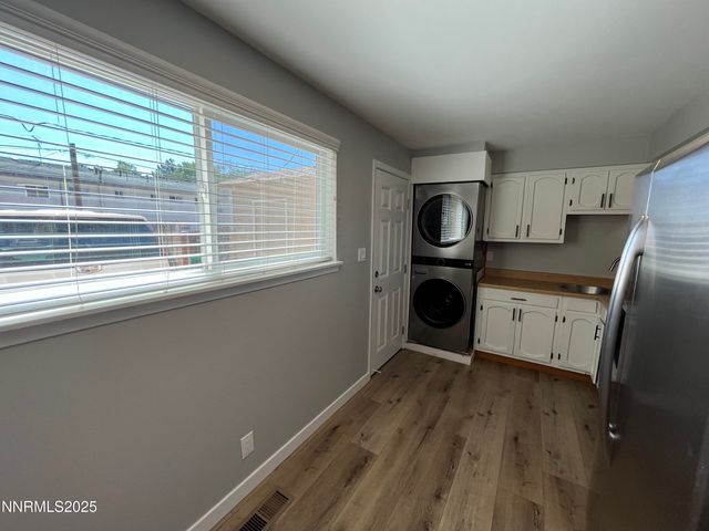 1140 S Curry Street, Carson City, NV 89703