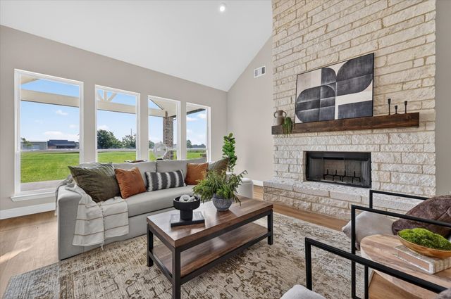 110 SE Private Rd 3178, Corsicana, TX 75109