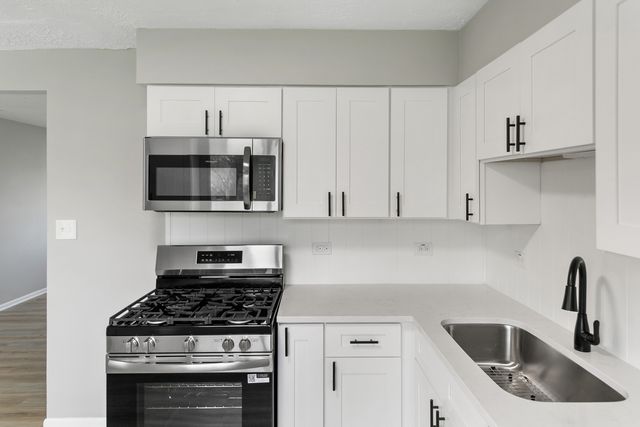 505 Barbara Court, University Park, IL 60484