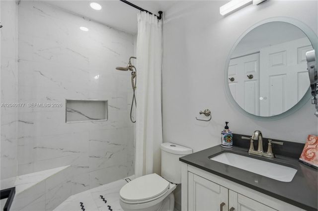 5113 SW 138th Ave Cir, Miami, FL 33175