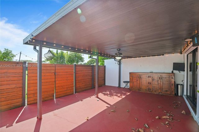 5113 SW 138th Ave Cir, Miami, FL 33175