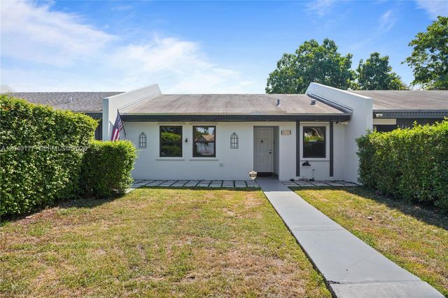 5113 SW 138th Ave Cir, Miami, FL 33175