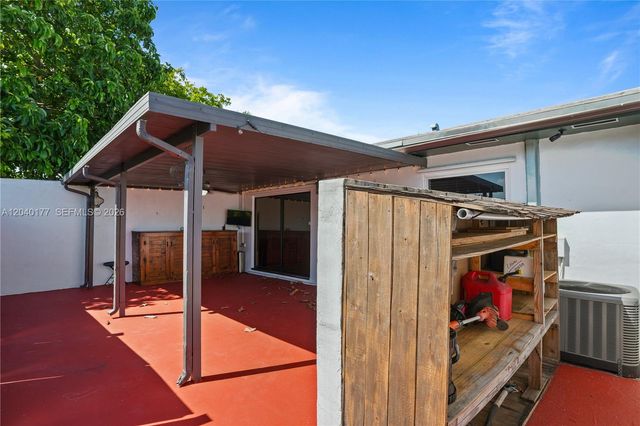 5113 SW 138th Ave Cir, Miami, FL 33175