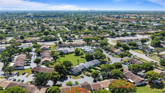 5113 SW 138th Ave Cir, Miami, FL 33175