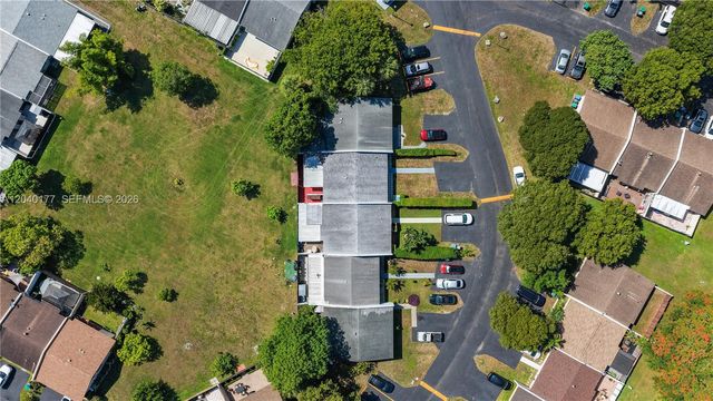5113 SW 138th Ave Cir, Miami, FL 33175
