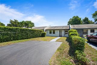 5113 SW 138th Ave Cir, Miami, FL 33175