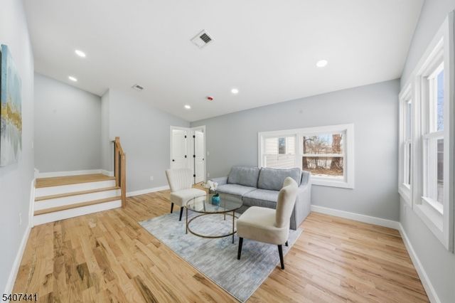 115 Frank St, Franklin Twp., NJ 08873