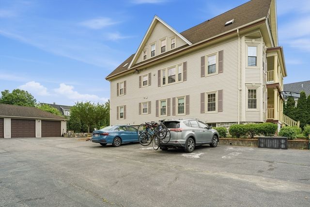 31 Church St 31, Mansfield, MA 02048