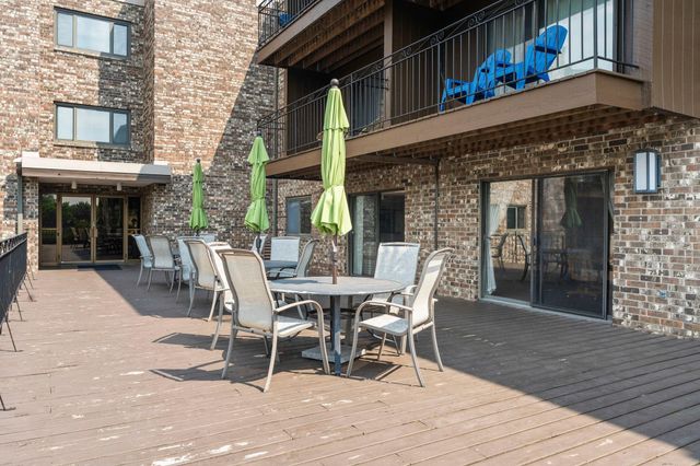 4120 Parklawn Avenue 231, Edina, MN 55435