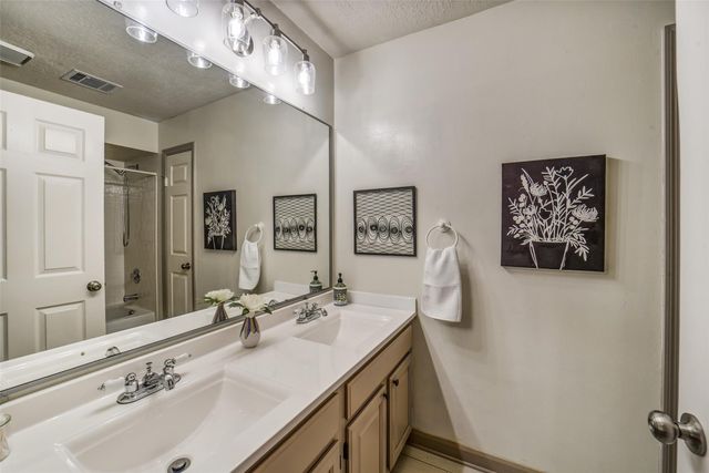 6702 Springcrest Drive, Sugar Land, TX 77479
