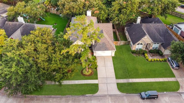 6702 Springcrest Drive, Sugar Land, TX 77479