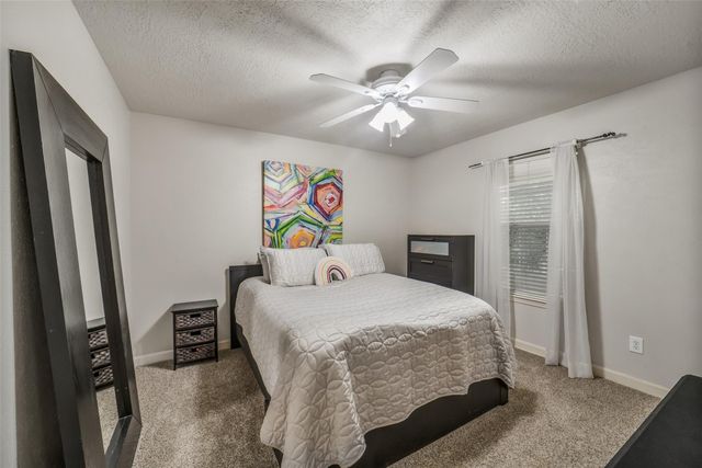 6702 Springcrest Drive, Sugar Land, TX 77479
