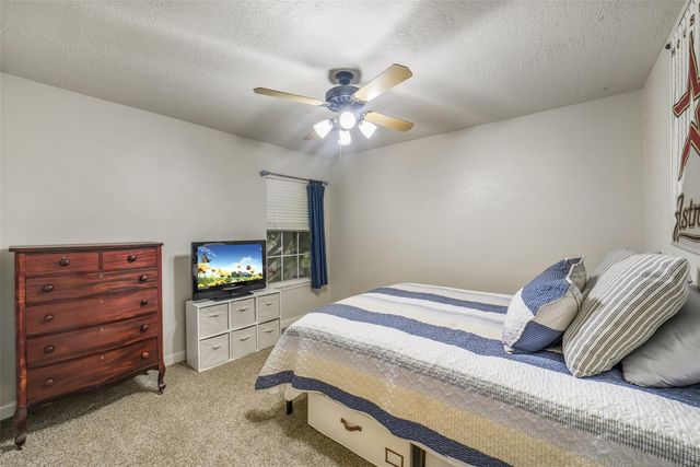 6702 Springcrest Drive, Sugar Land, TX 77479