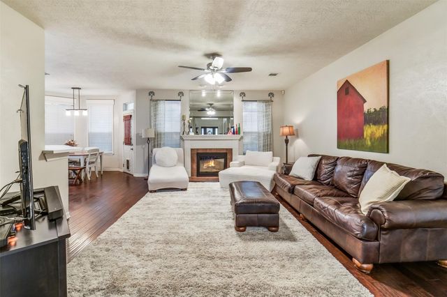6702 Springcrest Drive, Sugar Land, TX 77479