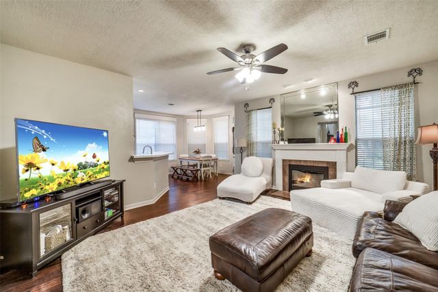 6702 Springcrest Drive, Sugar Land, TX 77479
