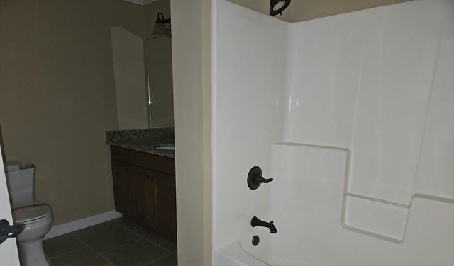 320-1 Hidden Creek Circle, Dothan, AL 36301