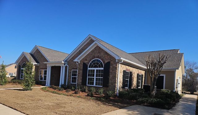 320-1 Hidden Creek Circle, Dothan, AL 36301