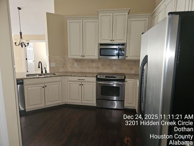 320-1 Hidden Creek Circle, Dothan, AL 36301