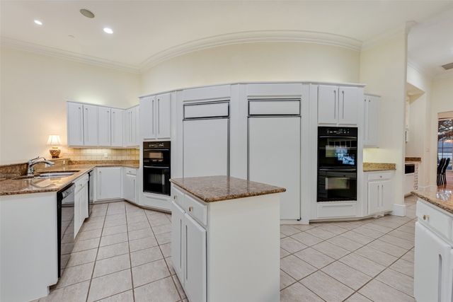 10 Stephens Court, Trophy Club, TX 76262