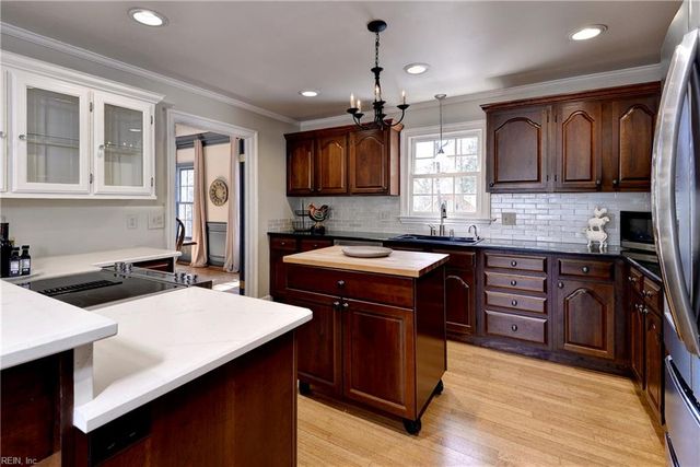 107 Landsdown, Williamsburg, VA 23188