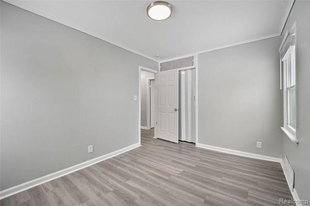 10760 Troy Street, Oak Park, MI 48237