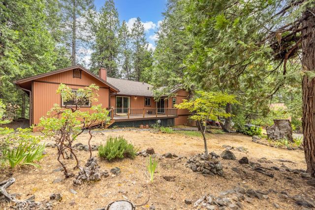 6460 Topaz Dr, Pollock Pines, CA 95726