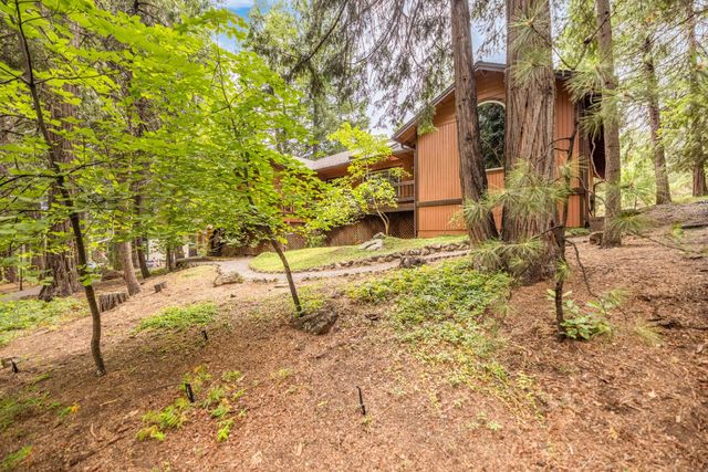 6460 Topaz Dr, Pollock Pines, CA 95726