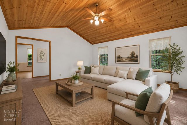 6460 Topaz Dr, Pollock Pines, CA 95726