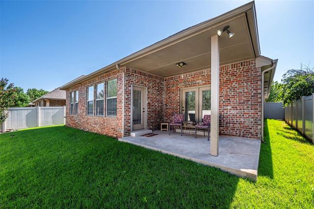 18003 Arbor Lane, Edmond, OK 73012